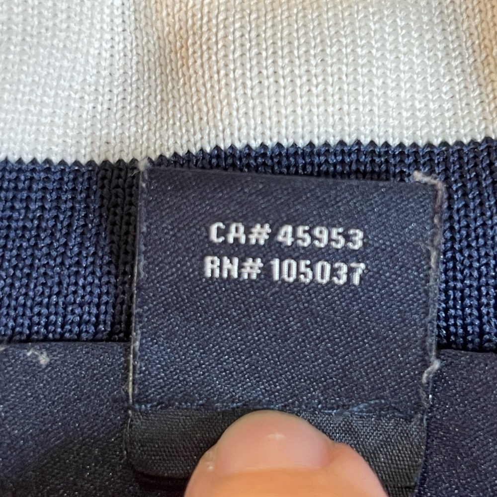 Ariat Red Jacket Lightweight Softshell - image 5